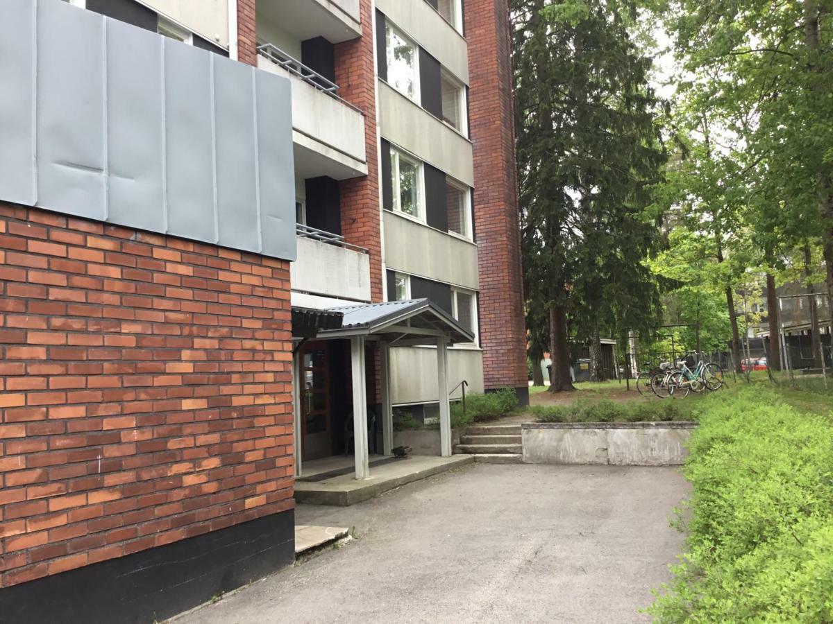 Апартаменты Yksio Uudenmaankatu Хювинкяя Экстерьер фото